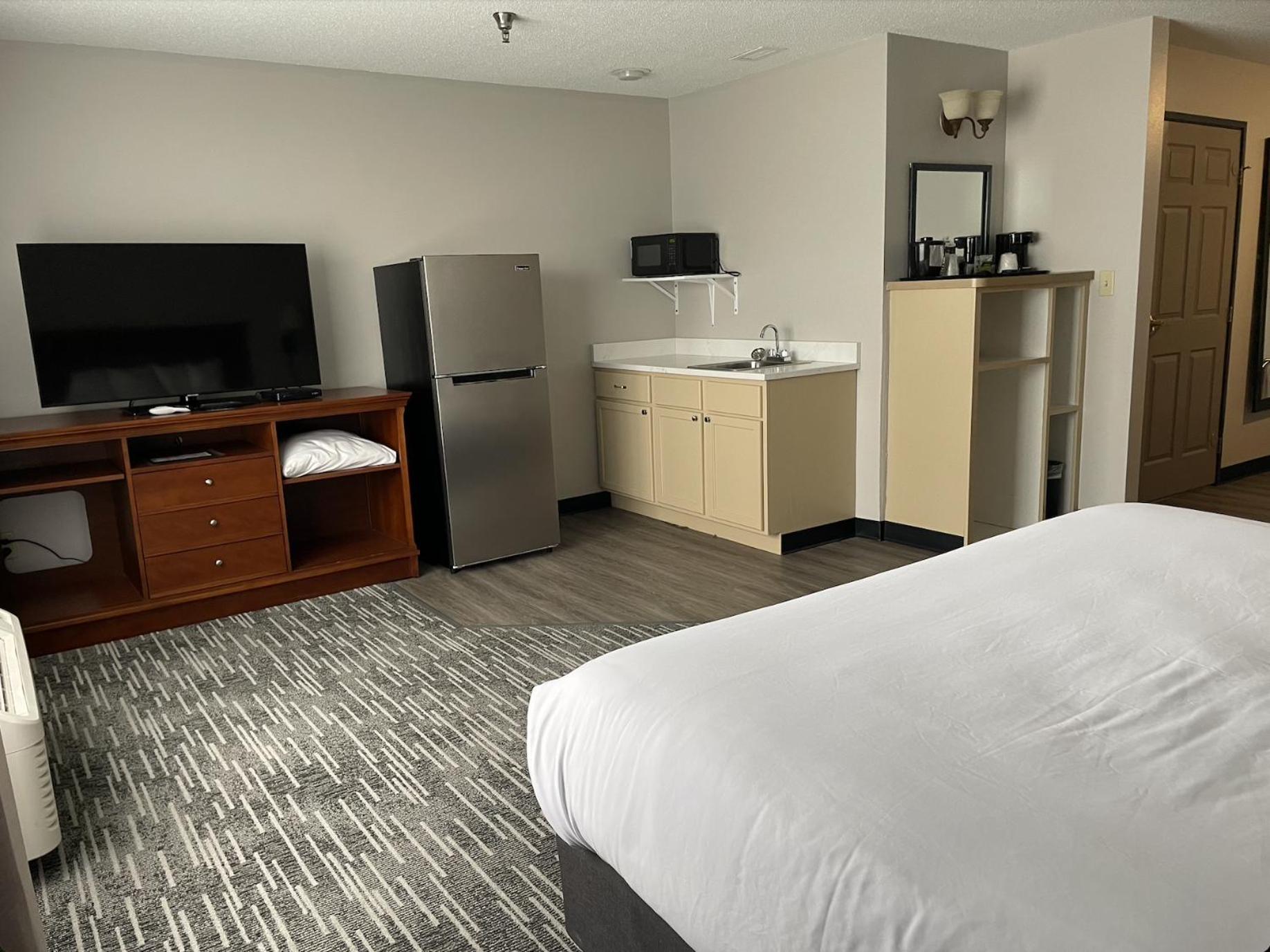 Harmony Inn & Suites Fort Dodge Extérieur photo