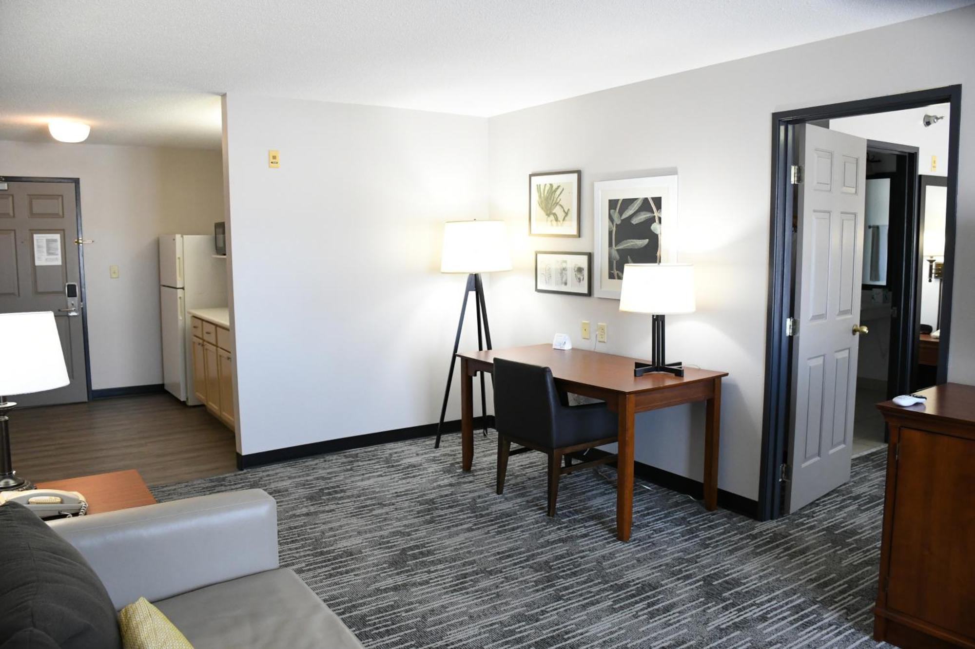Harmony Inn & Suites Fort Dodge Extérieur photo
